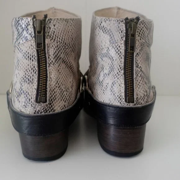 Freebird by Steven Santiago Moto Ankle Boot  White Snakeskin Leather - Picture 4 of 4